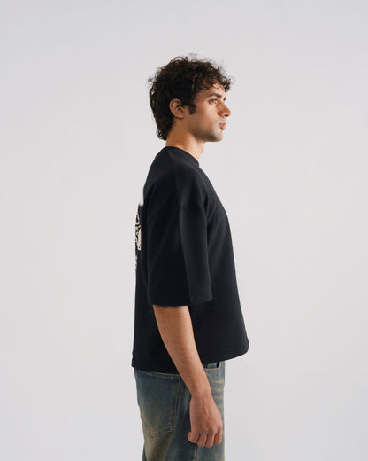 UNTAMED TEE